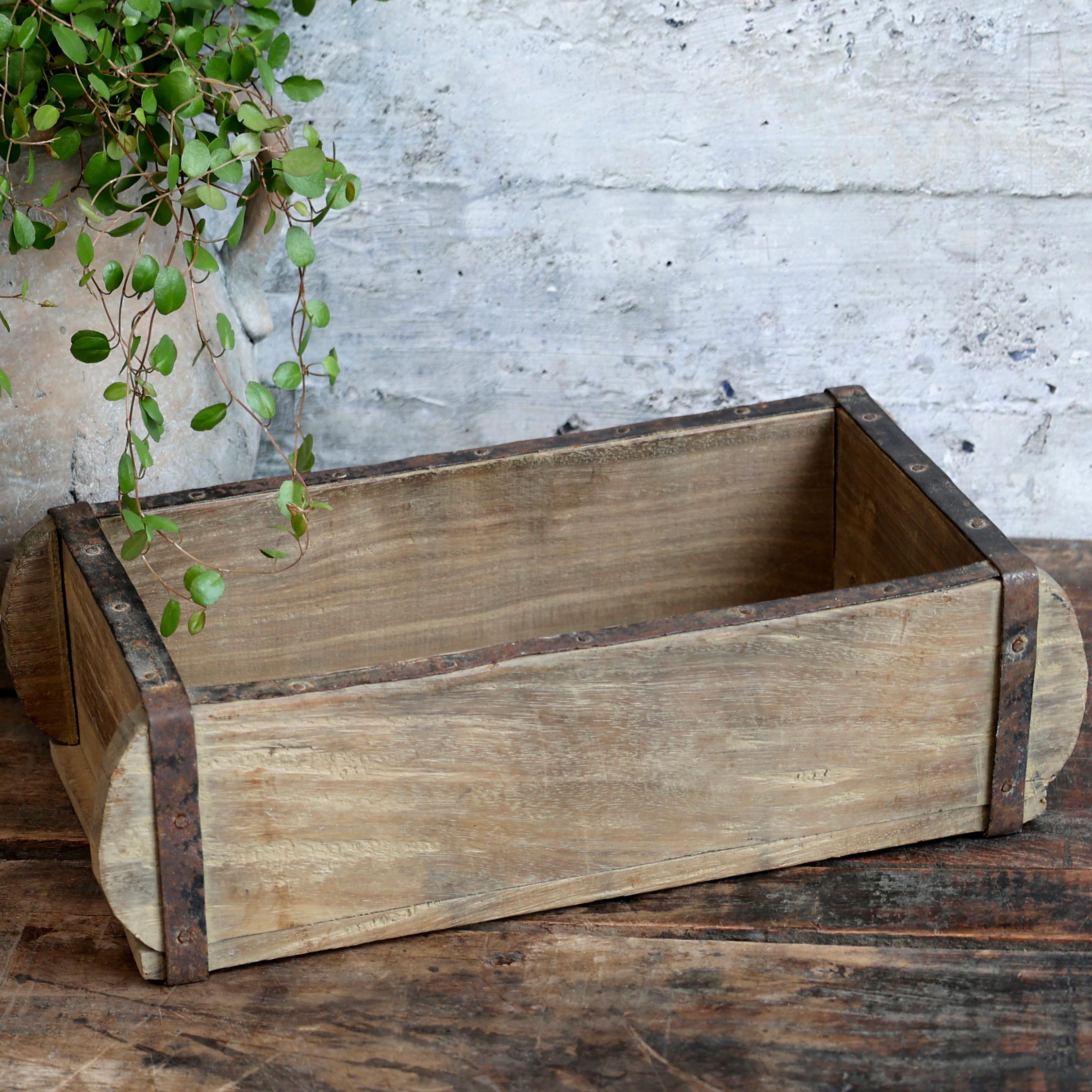 Vintage on sale wooden boxes